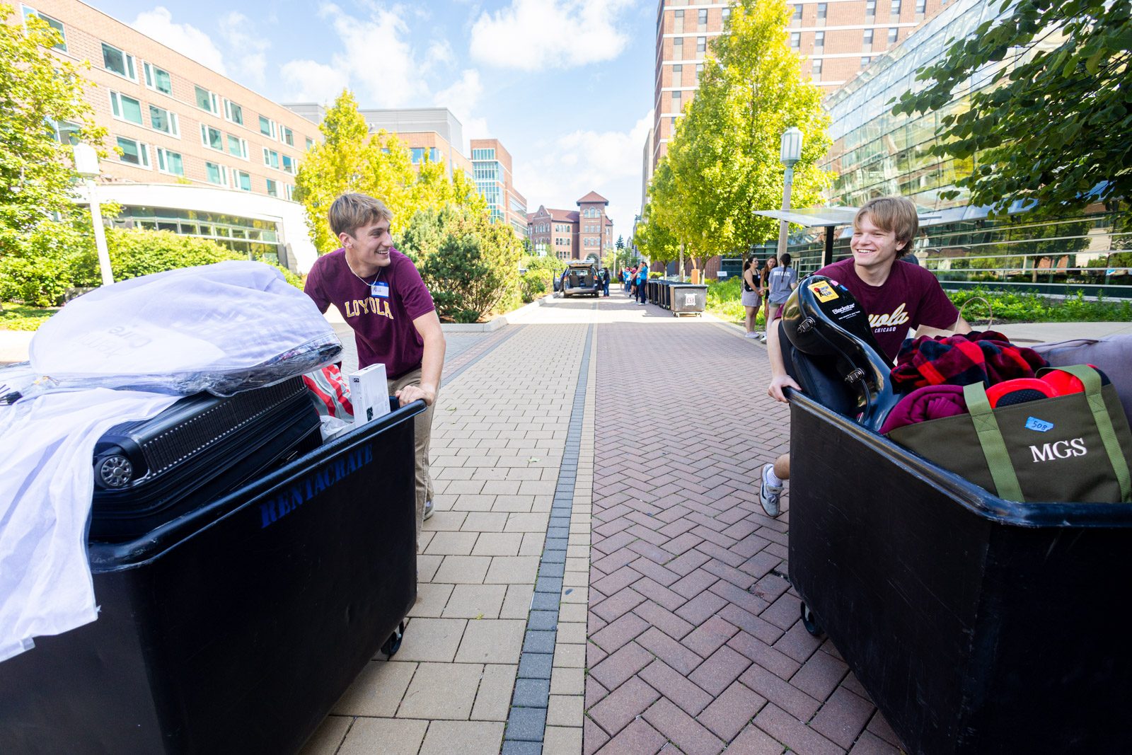 Freshmen from the Class of 2028 move in to Simpson and Francis dorms on August 20, 2024. (Photo: Lukas Keapproth)