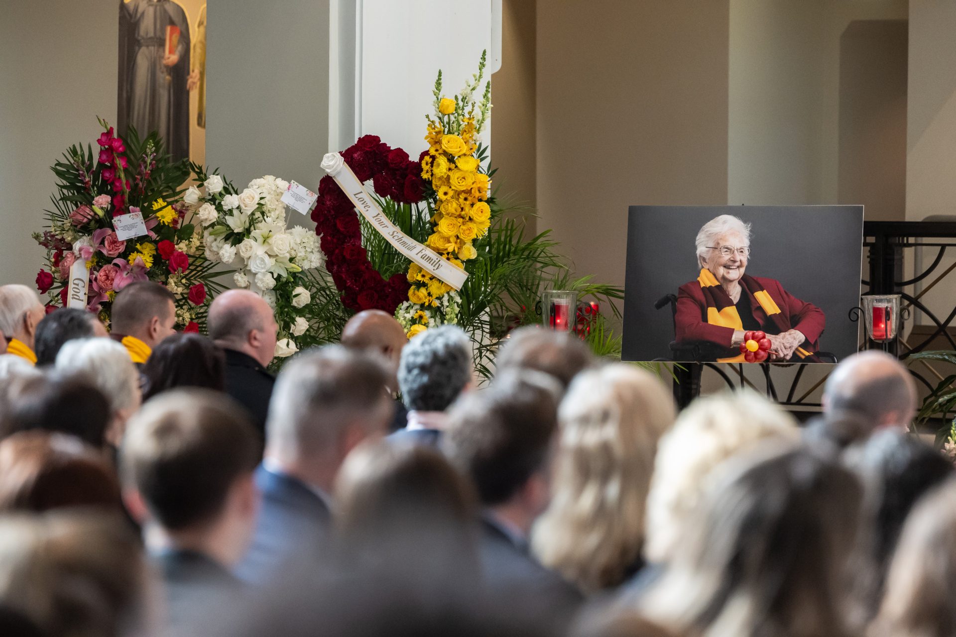 251016_SJ_Funeral-3304